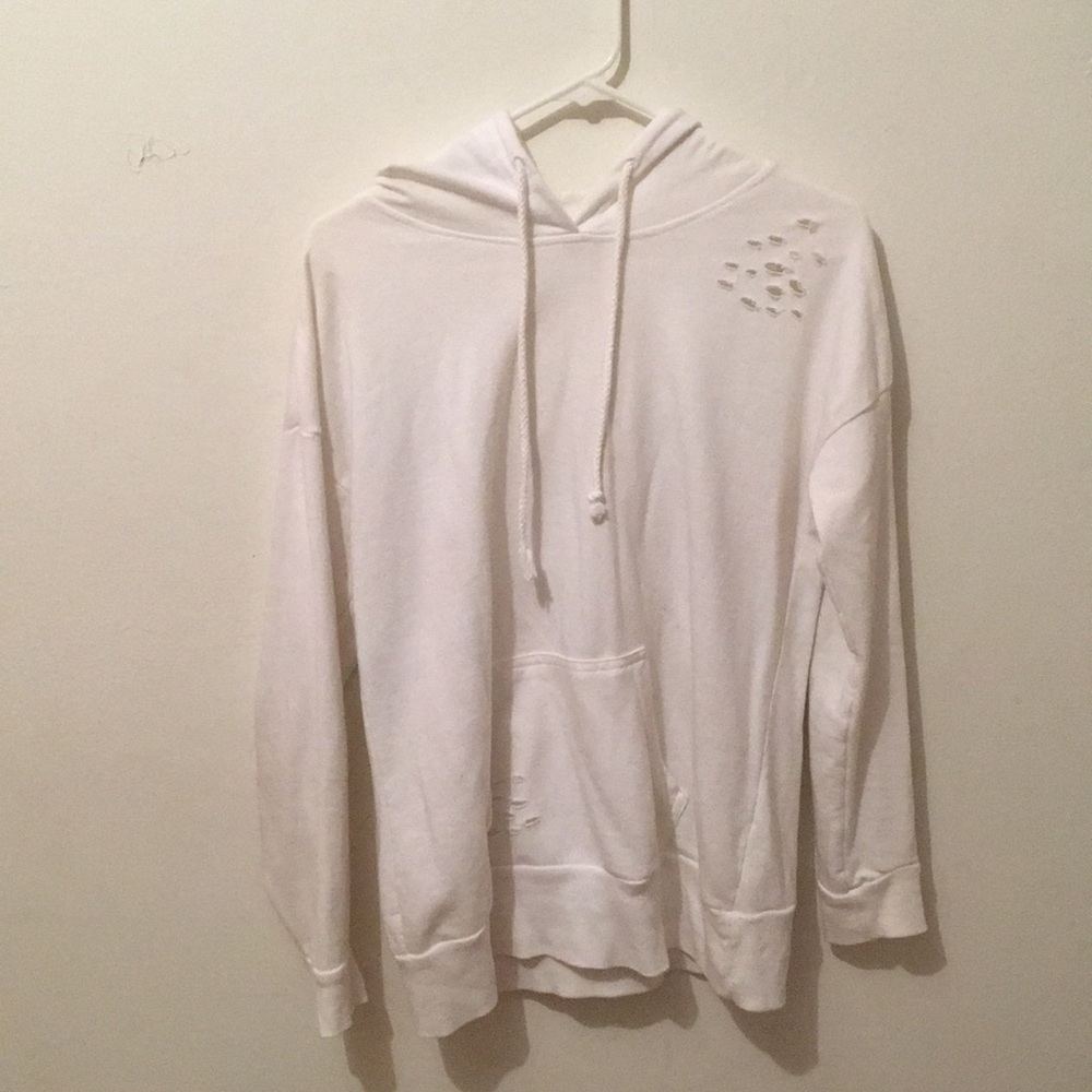 white crew neck sweatshirt
